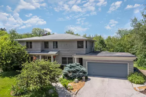 340 W Indian Crk, Fox Point, WI 53217