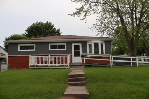 4725 W Wilbur, Milwaukee, WI 53220