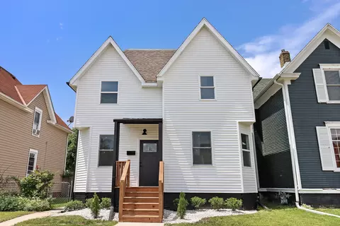 1504 Thurston, Racine, WI 53405