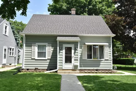 1346 S 113th, West Allis, WI 53214