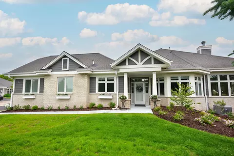 17185 Lake #C, Brookfield, WI 53005
