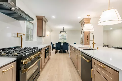 15370 Santa Maria, Brookfield, WI 53005