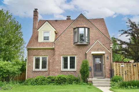 3786 S 35th, Greenfield, WI 53221