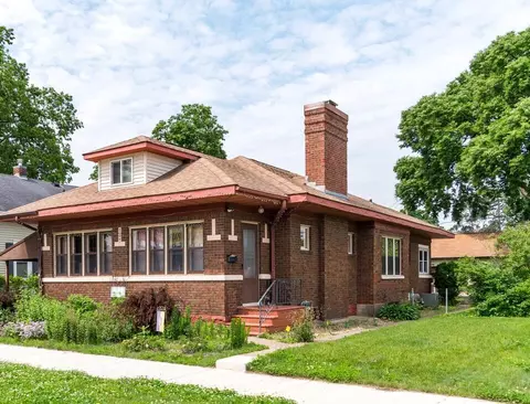 2106 W La, Crosse, WI 54601