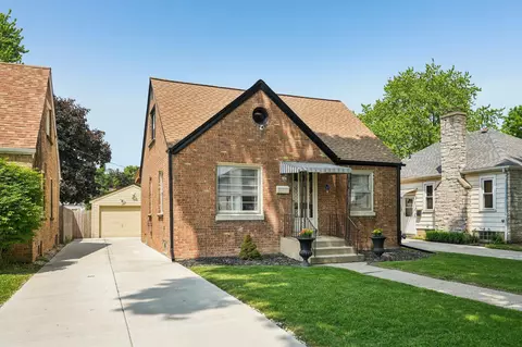 323 S 79th, Milwaukee, WI 53214