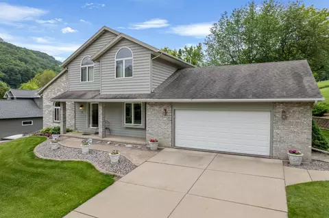 61 Forest Oak, Winona, MN 55987