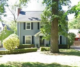 6141 N Bay Rdg, Whitefish Bay, WI 53217
