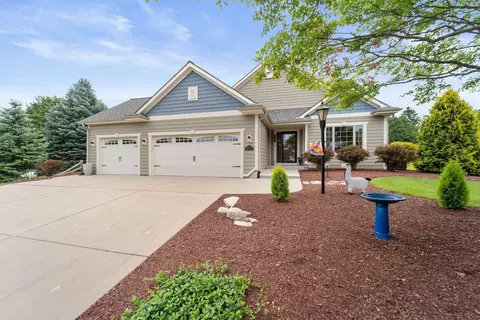 n103w17259 Pinewood, Germantown, WI 53022