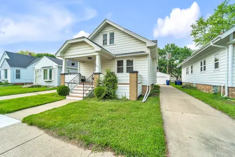 904 Romayne, Racine, WI 53402