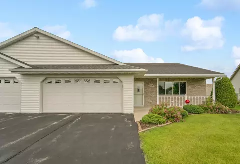 1226 Kristel Hts, Kiel, WI 53042