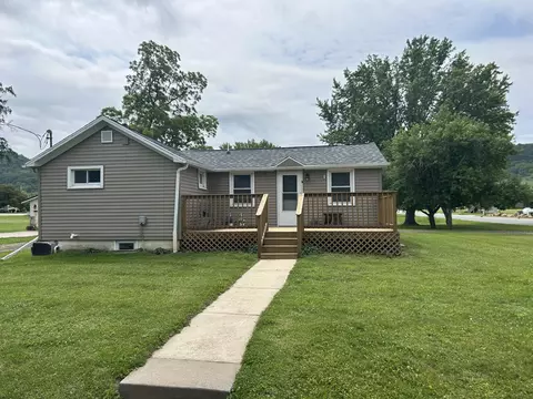 100 Anderson, Coon Valley, WI 54623