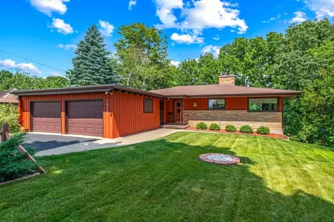 1015 Charles, Watertown, WI 53094