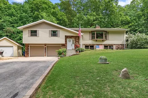 5638 Colleen, Trenton, WI 53095