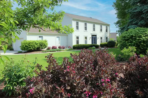 1000 Ridge, Waukesha, WI 53186