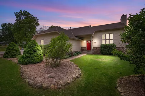 3267 Conestoga, Richfield, WI 53076