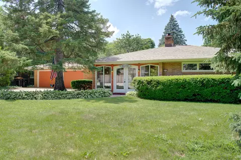 3415 N 105th, Wauwatosa, WI 53222