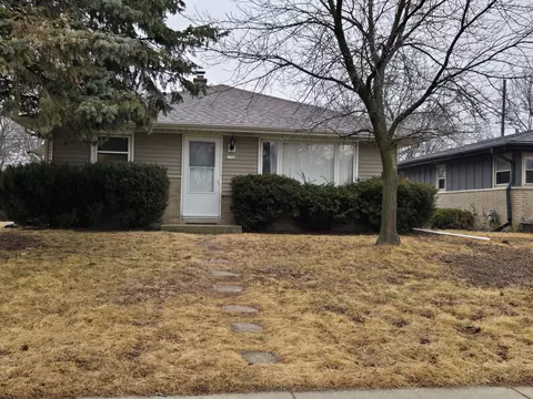 1908 W W Ml, Glendale, WI 53209