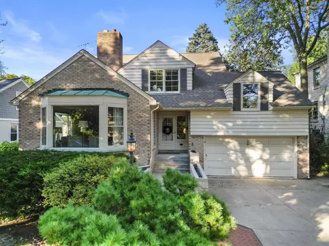 2350 Menomonee Riv, Wauwatosa, WI 53226