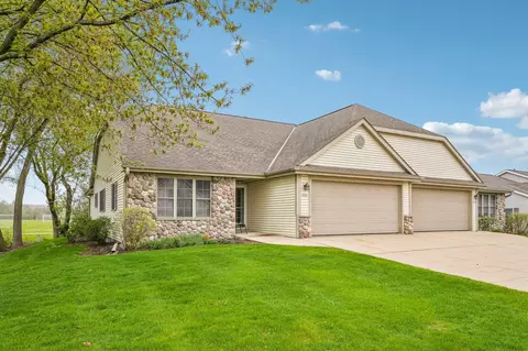 1910 Cedar, Grafton, WI 53024