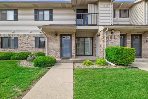 4008 81st #B, Kenosha, WI 53142