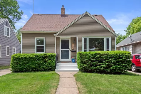165 N 72nd, Milwaukee, WI 53213