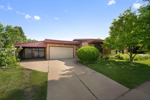 5110 W Cleveland, Milwaukee, WI 53219