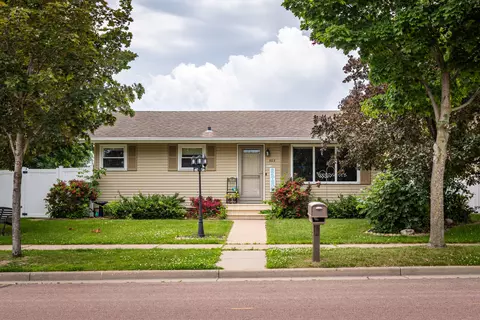 503 4th, Onalaska, WI 54650