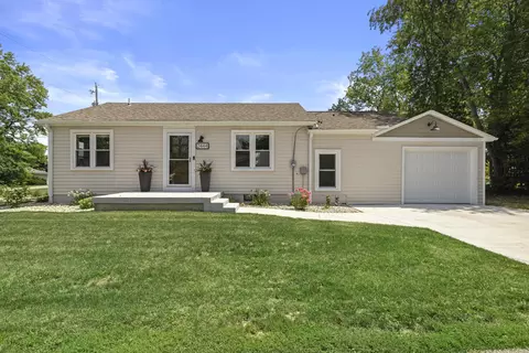 n2444 Howard Drive, Bloomfield, WI 53105
