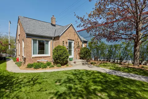 3057 N 90th, Milwaukee, WI 53222