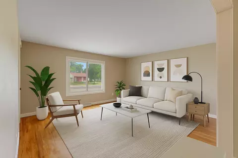 3918 W Hampton, Milwaukee, WI 53209