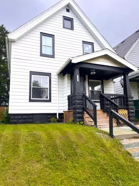 3146 N 15th, Milwaukee, WI 53206