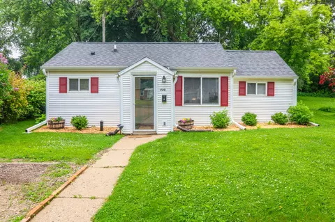 720 De Clark, Beaver Dam, WI 53916