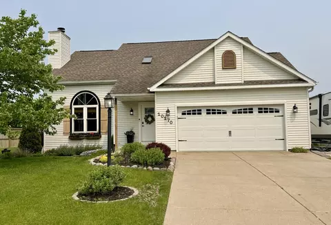 10170 S Hampton, Oak Creek, WI 53154