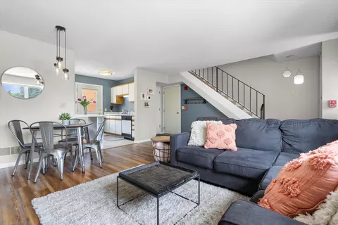 7850 Harwood #5, Wauwatosa, WI 53213