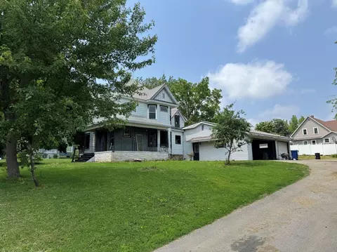 302 W State, Westby, WI 54667