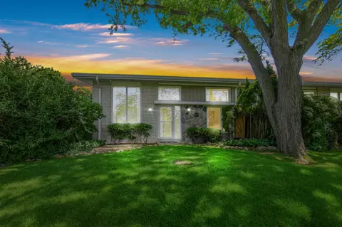 12929 N Colony, Mequon, WI 53097