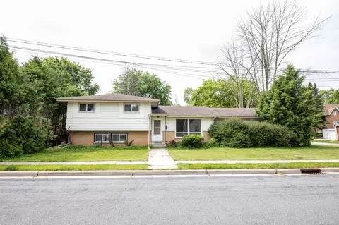 429 Church, Hartford, WI 53027