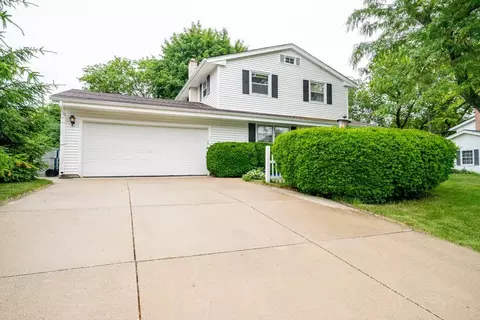 9600 W Debbie, Milwaukee, WI 53224