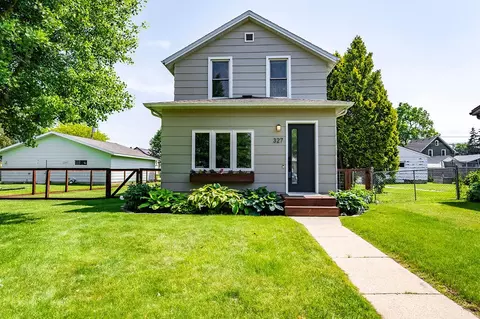 327 2nd, La Crescent, MN 55947