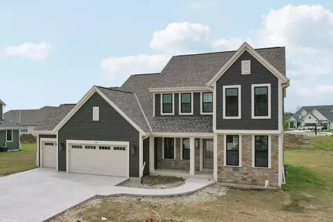 1233 Green Tree, Oconomowoc, WI 53066