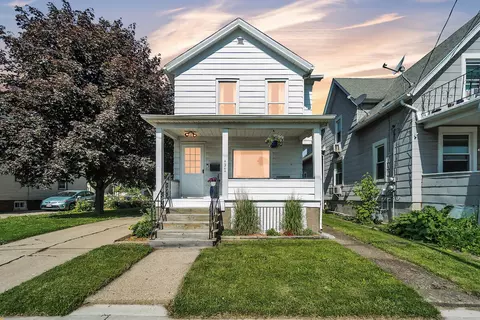 4904 25th, Kenosha, WI 53140
