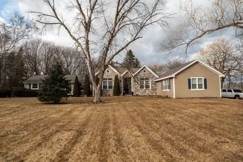 1100 W Fairy Chasm, River Hills, WI 53217