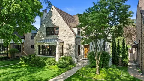 5552 N Berkeley, Whitefish Bay, WI 53217