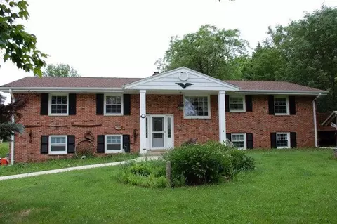 2301 W Puetz, Oak Creek, WI 53154