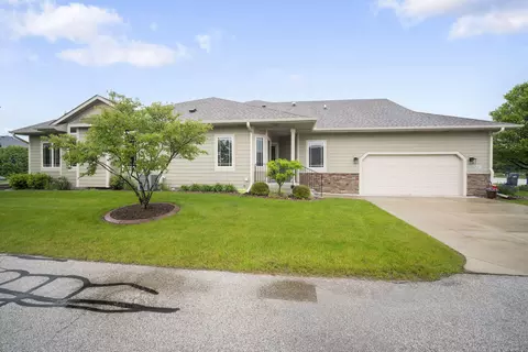 w207n16216 Elliot, Jackson, WI 53037