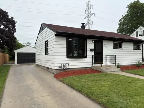 5307 W Tesch, Milwaukee, WI 53220