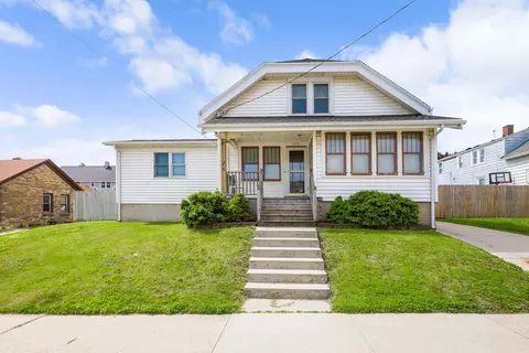1911 Marshall, Manitowoc, WI 54220