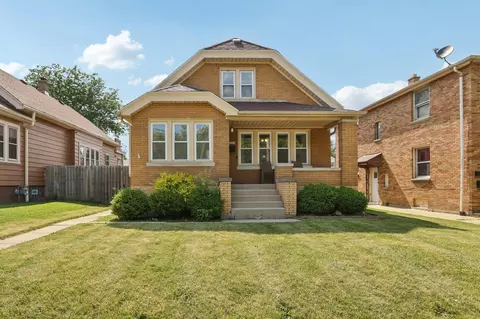 3317 S 6th, Milwaukee, WI 53215