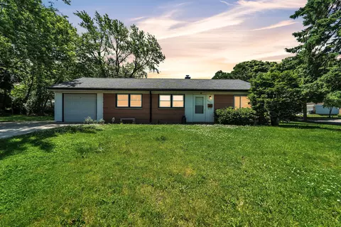 5531 W Stack, Milwaukee, WI 53219