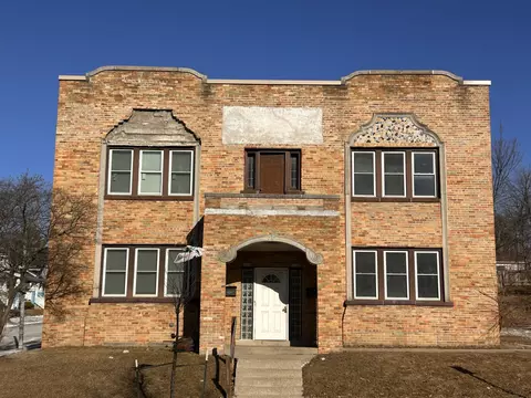 1232 W Keefe, Milwaukee, WI 53206